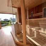 Desiree With Sauna&hottube At Potatoland Lux Sencur