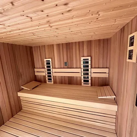 Desiree With Sauna At Potatoland Lux Holiday home *